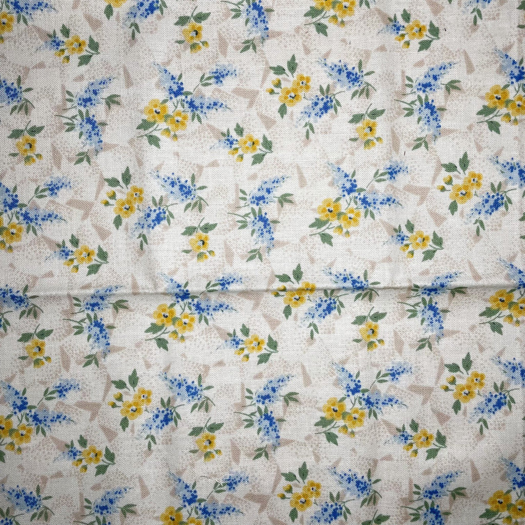 Liberty Lasenby Cotton - Sussex Sprig (Fat Quarters)