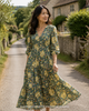 Liberty Tana Lawn® - LTL03635242B - Clementina Daisy